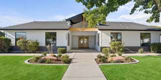 Lexington Park Gallery 21