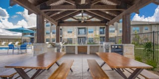 Hunters Crossing Gallery 32