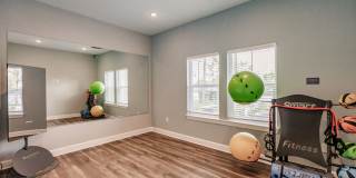 Vantage Apartments Gallery 59