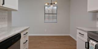 Jamestown Manor Apartments Gallery 22