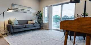 The Lofts at 5 Points Gallery 9