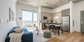 Post Chicago Gallery 37