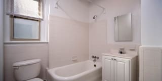 La Reine Apartments Gallery 10