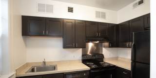 Colonial Village Apartments Gallery 2