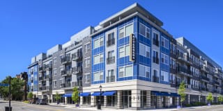 RiverHaus Gallery 44