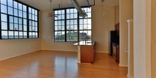Riverview Lofts Gallery 25