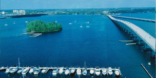 Edison Grand Gallery 12