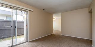 Emerald Hills Apartments Gallery 14