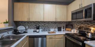 Village Green of Bear Creek Apartments Gallery 2