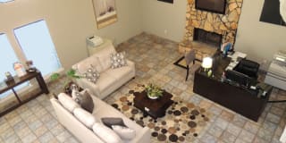 Alexis Park Gallery 28