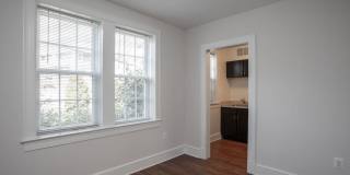Colonial Village Apartments Gallery 10