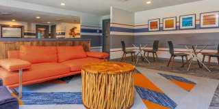 The Pearl at Midtown Gallery 17