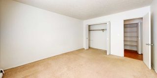 Kendall Manor Apartments Gallery 8