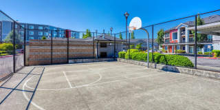 Trax at DuPont Station Apartments Gallery 28