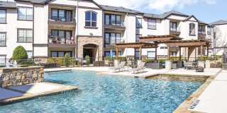 Vail Village Apartments Gallery 14