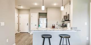 Vantage Apartments Gallery 23