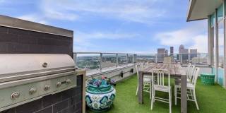 800 Tower City Club Apartments Gallery 16