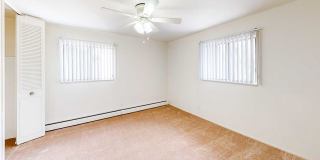 Denway Circle Apartments Denway Circle Apartments Gallery 9