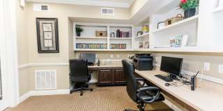 Senior Housing - Emory Senior Living Apartments Gallery 18