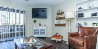 La Estancia Apartments Gallery 28