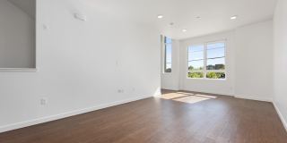 17th Place Gallery 33