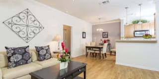 Windsor Club at Seven Oaks Gallery 8