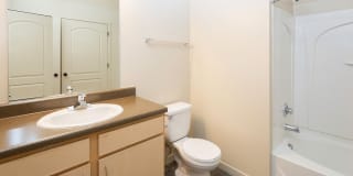 Wilshire Place Apartments Gallery 24