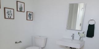 Inglewood Flats Gallery 13