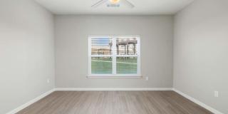 Oak Creek Gallery 17