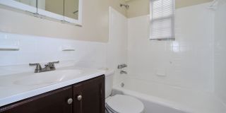 The Roberta Gallery 29