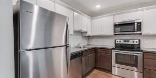 The Markham Gallery 8