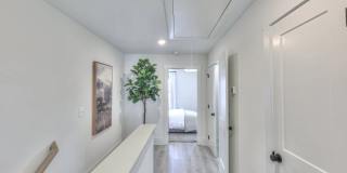 10th & Park Gallery 21