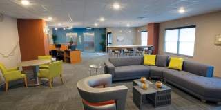 College Suites at City Station East - Student Housing Gallery 6