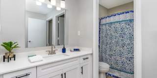 Flats at Market Street Gallery 31