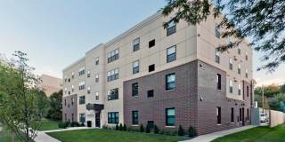 West Grand Avenue - Student Housing Gallery 18