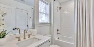 10th & Park Gallery 24