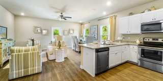 Gulf Stream Apartments Gallery 1