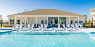 Exchange at Daphne Gallery 34