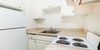Senior Housing - Heritage Park at Alta Loma Gallery 23
