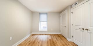 2311 Spruce Street Gallery 7