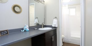 The Harrison Gallery 16