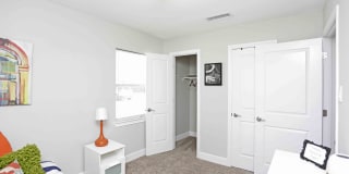 Boston Creek Gallery 20