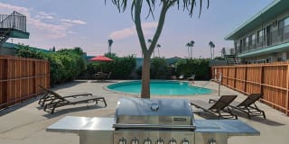 The Atrium Gallery 8