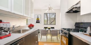 455 West Wellington Gallery 13