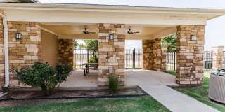 Senior Housing - Emory Senior Living Apartments Gallery 30