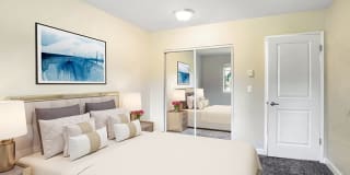 Creekside Village Apartments Gallery 8