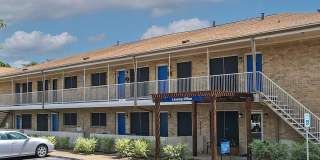Woodgate Apartments Gallery 3