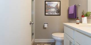 Glenlake Village Apartments Gallery 22