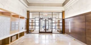 1600 Walnut Street Gallery 13