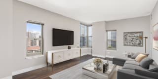 100 West Chestnut Apartments Gallery 12